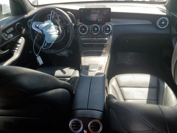 2022 Mercedes-Benz GLC 300 with VIN W1N0G8EB3NV363982, listed as a Copart auction lot 56407665 with 52,243 mi miles and Salvage title. Bid and sale history available at DreamBid. Image 8.