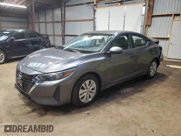 2025 Nissan Sentra S z VIN 3N1AB8BV6SY234838, wystawiony jako Copart lot #53673995 z przebiegiem 4 251 mil mil oraz Szkoda całkowita • Salvage title. Historia ofert i sprzedaży dostępna na DreamBid. Obrazek 1.