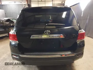 2013 Toyota Highlander with VIN 5TDZA3EH8DS032069, listed as a IAAI auction lot 41795444 with 158,920 mi miles and . Bid and sale history available at DreamBid. Image 17.