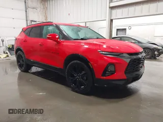 2020 Chevrolet Blazer RS z VIN 3GNKBKRS3LS582313, wystawiony jako IAAI lot #41667611 z przebiegiem 47 059 mil mil oraz . Historia ofert i sprzedaży dostępna na DreamBid. Obrazek 1.