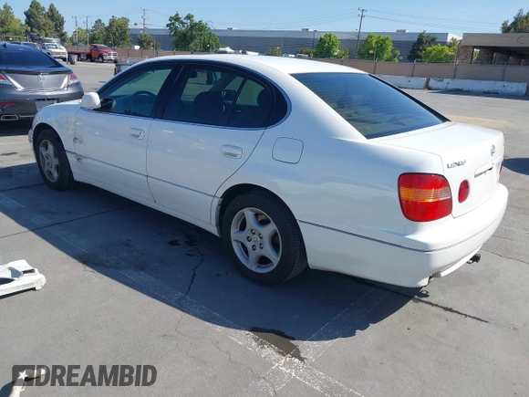 2000 Lexus GS 300 z VIN JT8BD68S5Y0114026, wystawiony jako IAAI lot #42322617 z przebiegiem 141 984 mil mil oraz . Historia ofert i sprzedaży dostępna na DreamBid. Obrazek 3.