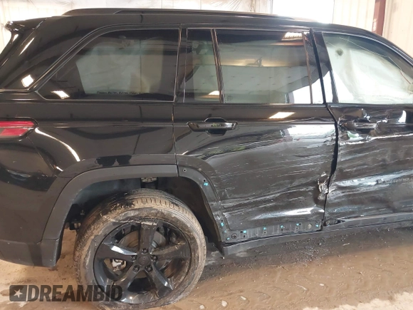 2023 Jeep Grand Cherokee Limited with VIN 1C4RJHBG8PC541884, listed as a IAAI auction lot 42308124 with 42,759 mi miles and . Bid and sale history available at DreamBid. Image 19.