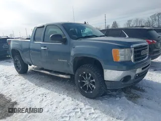 2011 GMC Sierra 1500 with VIN 1GTR2VE31BZ302820, listed as a IAAI auction lot 41320623 with 207,772 mi miles and . Bid and sale history available at DreamBid. Image 1.