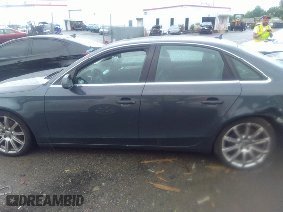 2011 Audi A4 2.0T Premium Plus with VIN WAUEFAFL6BN001684, listed as a IAAI auction lot 36920771 with 91,259 mi miles. Bid and sale history available at carsss.com. Image 14.