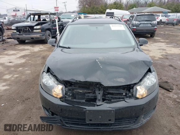 2011 Volkswagen Jetta SportWagen TDI with VIN 3VWPL7AJ3BM649844, listed as a IAAI auction lot 41123210 with 136,519 mi miles. Bid and sale history available at carsss.com. Image 12.