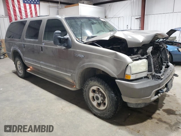 2003 Ford Excursion Limited z VIN 1FMSU43P93EC24089, wystawiony jako Copart lot #82779674 z przebiegiem 273 947 mil mil oraz Czysty tytuł • Clean title. Historia ofert i sprzedaży dostępna na DreamBid. Obrazek 4.