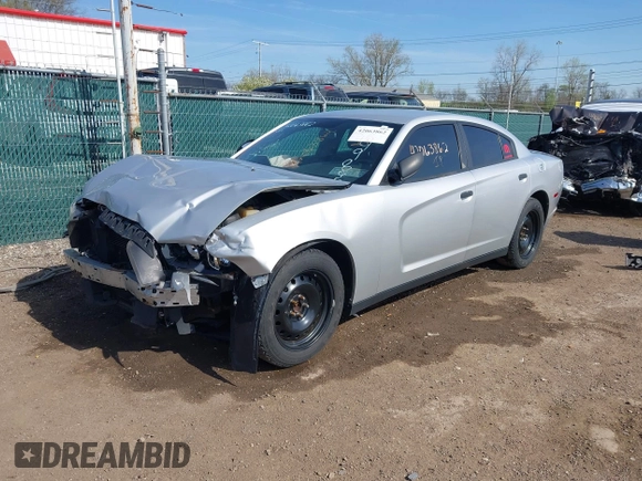 2013 Dodge Charger Police z VIN 2C3CDXAT9DH549866, wystawiony jako IAAI lot #42063862 z przebiegiem 145 191 mil mil oraz . Historia ofert i sprzedaży dostępna na DreamBid. Obrazek 2.