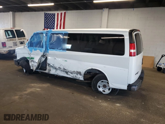 2016 Chevrolet Express Passenger LT with VIN 1GAZGMFG6G1163991, listed as a Copart auction lot 60600655 with 109,637 mi miles and Salvage title. Bid and sale history available at DreamBid. Image 2.