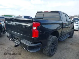 2021 Chevrolet Silverado 1500 LT Trail Boss with VIN 1GCPYFED9MZ232507, listed as a IAAI auction lot 41690784 with 71,392 mi miles and . Bid and sale history available at DreamBid. Image 4.