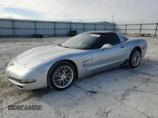 1997 Chevrolet Corvette with VIN 1G1YY22G7V5105168, listed as a Copart auction lot 84393464 with 44,975 mi miles and Salvage Title. Bid and sale history available at carsss.com. Image 1.