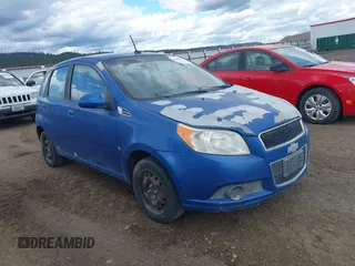 2009 Chevrolet Aveo 1LT z VIN KL1TD66E59B397091, wystawiony jako IAAI lot #42228661 z przebiegiem 181 929 mil mil oraz . Historia ofert i sprzedaży dostępna na DreamBid. Obrazek 1.