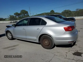 2015 Volkswagen Jetta S z VIN 3VW2K7AJ1FM297799, wystawiony jako Copart lot #57382305 z przebiegiem 107 279 mil mil oraz Czysty tytuł • Clean title. Historia ofert i sprzedaży dostępna na DreamBid. Obrazek 2.