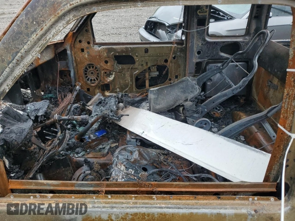 2005 Ford Ranger XL z VIN 1FTZR15E55PA85262, wystawiony jako Copart lot #57637155 z przebiegiem Nie podano mil oraz Szkoda całkowita • Salvage title. Historia ofert i sprzedaży dostępna na DreamBid. Obrazek 7.