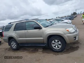 2006 Toyota 4Runner SR5 with VIN JTEZU14R268053525, listed as a IAAI auction lot 42064166 with 268,437 mi miles and . Bid and sale history available at DreamBid. Image 13.