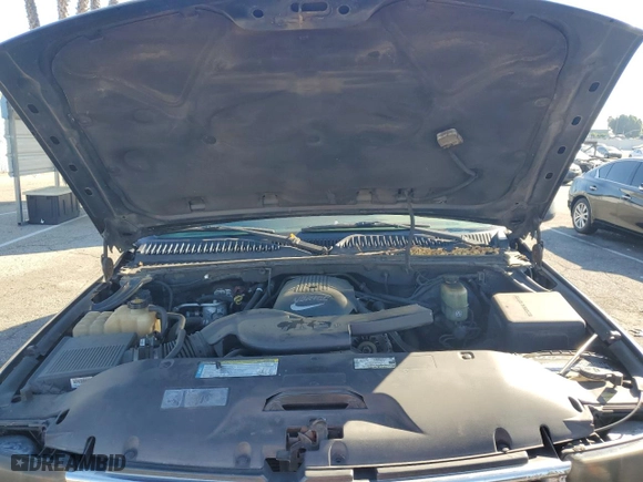 2001 Chevrolet Tahoe LS with VIN 1GNEK13T71R170422, listed as a Copart auction lot 77896614 with 341,774 mi miles and Salvage Title. Bid and sale history available at carsss.com. Image 12.