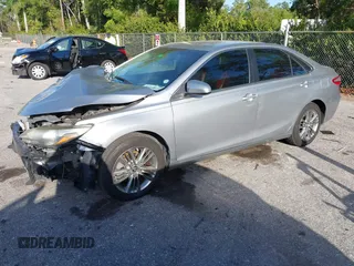 2015 Toyota Camry XLE with VIN 4T1BF1FK8FU106585, listed as a IAAI auction lot 41696231 with 149,390 mi miles. Bid and sale history available at carsss.com. Image 2.