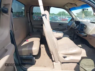 1999 Ford F-150 XL с VIN 2FTRX18LXXCA38121, выставлен на аукционе IAAI как лот 42758364 с пробегом 131 085 миль миль и . История ставок и продаж доступна на DreamBid. Изображение 8.