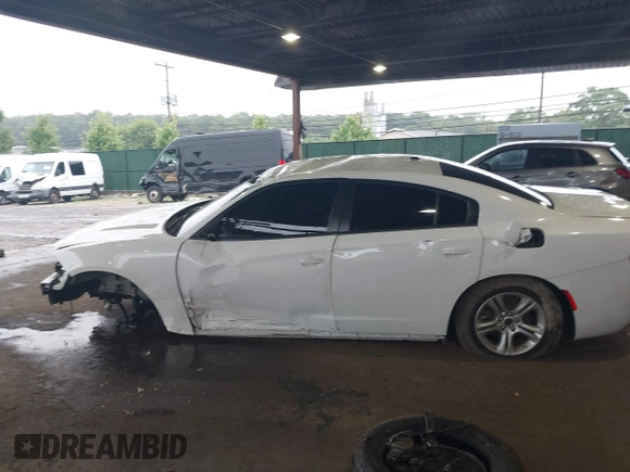 2022 Dodge Charger SXT with VIN 2C3CDXBG6NH235076, listed as a IAAI auction lot 40017954 with 38,444 mi miles and . Bid and sale history available at DreamBid. Image 14.