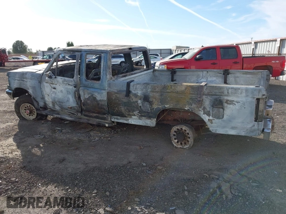 1991 Ford F-250 HD with VIN 1FTHX26G6MKA12226, listed as a IAAI auction lot 40497279 with Not Provided miles. Bid and sale history available at carsss.com. Image 3.