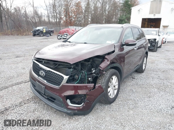 2017 Kia Sorento LX with VIN 5XYPG4A34HG298603, listed as a IAAI auction lot 40730804 with 89,819 mi miles. Bid and sale history available at carsss.com. Image 6.