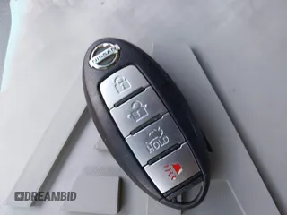 2015 Nissan Altima S z VIN 1N4AL3AP3FC445273, wystawiony jako IAAI lot #42460722 z przebiegiem 174 762 mil mil oraz . Historia ofert i sprzedaży dostępna na DreamBid. Obrazek 11.