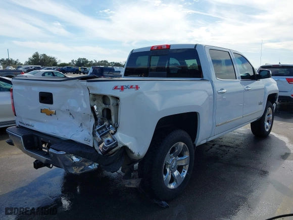 2015 Chevrolet Silverado 1500 LTZ with VIN 3GCUKSEC6FG435135, listed as a IAAI auction lot 41680508 with 207,386 mi miles. Bid and sale history available at carsss.com. Image 4.