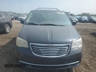 2013 Chrysler Town & Country Touring with VIN 2C4RC1BG4DR821029, listed as a Copart auction lot 70609704 with 139,610 mi miles and Salvage Title. Bid and sale history available at carsss.com. Image 5.