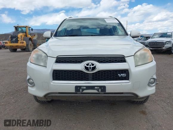 2009 Toyota RAV4 Ltd with VIN JTMBK31V295082912, listed as a IAAI auction lot 42084251 with 140,734 mi miles. Bid and sale history available at carsss.com. Image 12.