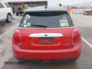 2015 MINI Hardtop with VIN WMWXM5C57F3A57729, listed as a IAAI auction lot 41924772 with 123,040 mi miles and . Bid and sale history available at DreamBid. Image 16.