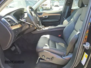 2025 Volvo XC90 Plus with VIN YV4062PE2S1335900, listed as a Copart auction lot 51378125 with 3,423 mi miles and Clean Title. Bid and sale history available at DreamBid. Image 7.