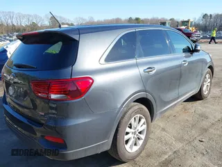 2020 Kia Sorento L with VIN 5XYPG4A31LG662078, listed as a IAAI auction lot 41537124 with 65,976 mi miles. Bid and sale history available at carsss.com. Image 4.
