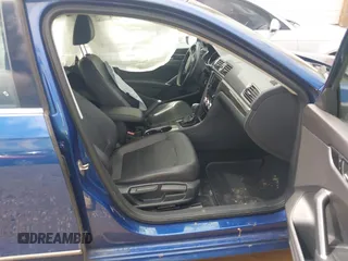 2016 Volkswagen Passat SE z VIN 1VWBT7A38GC009794, wystawiony jako IAAI lot #42246060 z przebiegiem 126 678 mil mil oraz . Historia ofert i sprzedaży dostępna na DreamBid. Obrazek 5.