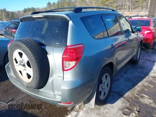 2008 Toyota RAV4 with VIN JTMBK33VX85067277, listed as a IAAI auction lot 41663673 with 182,503 mi miles. Bid and sale history available at carsss.com. Image 4.