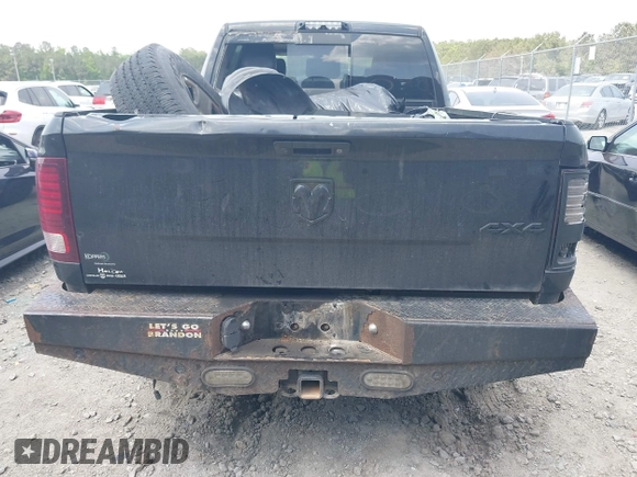 2018 Ram 2500 Laramie with VIN 3C6UR5NLXJG256688, listed as a IAAI auction lot 42168537 with 214,596 mi miles and . Bid and sale history available at DreamBid. Image 16.
