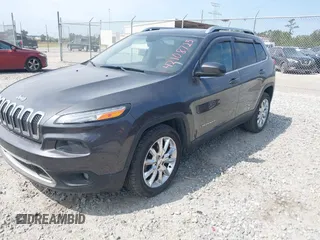 2015 Jeep Cherokee Limited with VIN 1C4PJLDS9FW516548, listed as a IAAI auction lot 42108725 with 122,190 mi miles and . Bid and sale history available at DreamBid. Image 17.