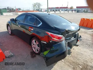 2015 Nissan Altima SL with VIN 1N4BL3AP2FC481413, listed as a IAAI auction lot 42079875 with 176,513 mi miles and . Bid and sale history available at carsss.com. Image 3.