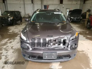 2016 Jeep Cherokee Latitude с VIN 1C4PJMCS1GW198093, выставлен на аукционе Copart как лот 59973985 с пробегом 115 571 миль миль и Чистый • Clean title. История ставок и продаж доступна на DreamBid. Изображение 5.