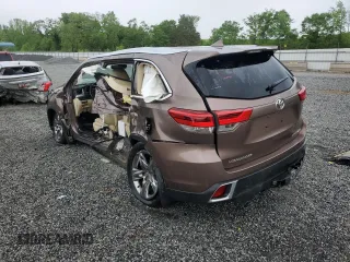 2018 Toyota Highlander Limited z VIN 5TDDZRFH6JS832904, wystawiony jako Copart lot #54109505 z przebiegiem Nie podano mil oraz Nie do naprawy • Non repairable. Historia ofert i sprzedaży dostępna na DreamBid. Obrazek 2.