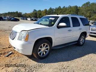 2013 GMC Yukon Denali with VIN 1GKS1EEF0DR323275, listed as a Copart auction lot 47803375 with 120,650 mi miles and Salvage Title. Bid and sale history available at carsss.com. Image 1.