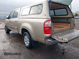 2006 Toyota Tundra SR5 with VIN 5TBET34106S512373, listed as a IAAI auction lot 41919438 with 112,699 mi miles and . Bid and sale history available at DreamBid. Image 3.