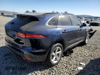 2018 Jaguar F-PACE 30t Premium with VIN SADCJ2GX4JA292339, listed as a Copart auction lot 45760784 with 58,768 mi miles and Salvage Title. Bid and sale history available at carsss.com. Image 3.