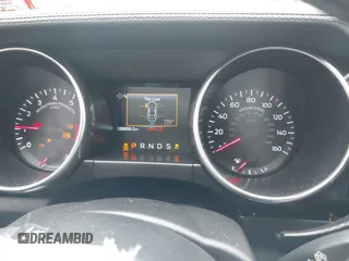 2019 Ford Mustang EcoBoost z VIN 1FA6P8TH6K5198844, wystawiony jako IAAI lot #42315513 z przebiegiem 29 658 mil mil oraz . Historia ofert i sprzedaży dostępna na DreamBid. Obrazek 7.