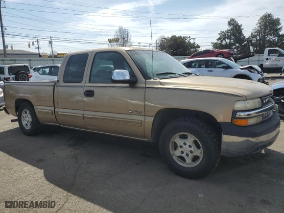 1999 Chevrolet Silverado 1500 LS with VIN 2GCEC19V4X1232083, listed as a Copart auction lot 48967545 with 148,410 mi miles and Salvage Title. Bid and sale history available at carsss.com. Image 4.