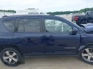 2017 Jeep Compass High Altitude with VIN 1C4NJDEB0HD113505, listed as a IAAI auction lot 42298302 with 91,409 mi miles and . Bid and sale history available at DreamBid. Image 13.