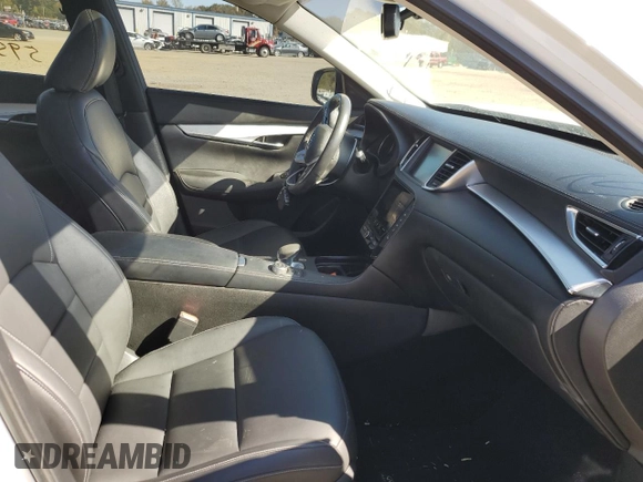 2019 Infiniti QX50 LUXE with VIN 3PCAJ5M12KF115155, listed as a Copart auction lot 63560522 with 59,566 mi miles. Bid and sale history available at carsss.com. Image 5.