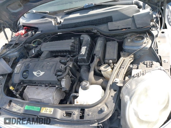 2010 MINI Convertible with VIN WMWMR3C53ATU97865, listed as a IAAI auction lot 41610670 with 154,457 mi miles and . Bid and sale history available at DreamBid. Image 10.