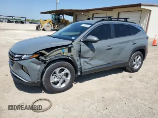 2024 Hyundai Tucson SEL z VIN 5NMJBCDE7RH370395, wystawiony jako Copart lot #51550315 z przebiegiem 6 787 mil mil oraz Szkoda całkowita • Salvage title. Historia ofert i sprzedaży dostępna na DreamBid. Obrazek 1.