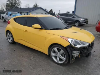 2014 Hyundai Veloster with VIN KMHTC6AD4EU215644, listed as a Copart auction lot 81913064 with 93,692 mi miles and Salvage Title. Bid and sale history available at carsss.com. Image 4.