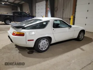 1990 Porsche 928 z VIN WP0JB2924LS860099, wystawiony jako Copart lot #46732305 z przebiegiem 85 892 mil mil oraz Tytuł czysty. Historia ofert i sprzedaży dostępna na DreamBid. Obrazek 3.
