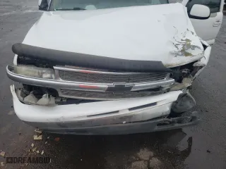 2001 Chevrolet Tahoe LS with VIN 1GNEK13T81R201211, listed as a Copart auction lot 37158552 with 0 mi miles and Salvage Title. Bid and sale history available at carsss.com. Image 7.